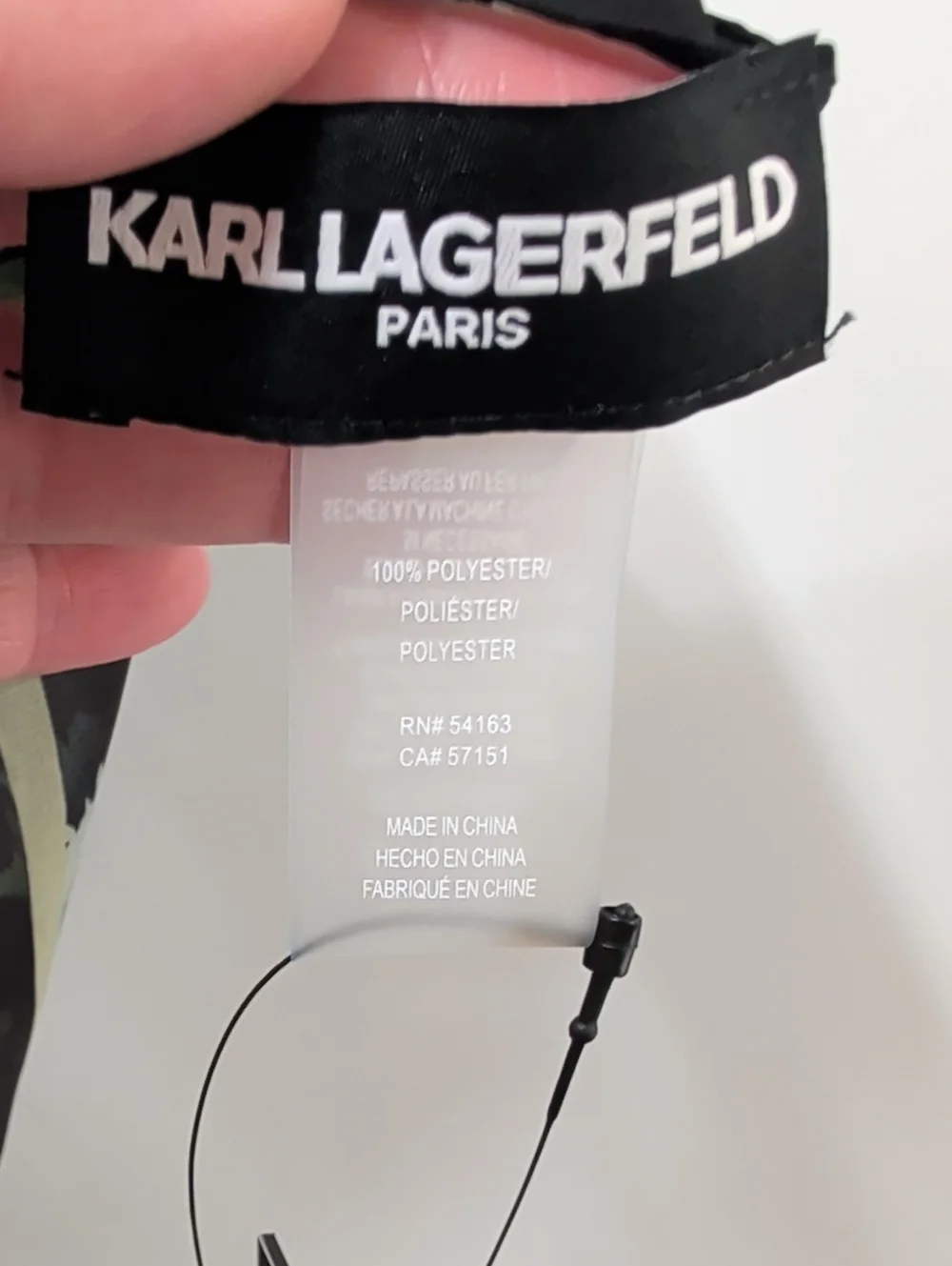 Karl Lagerfeld Paris Daisy Wildflower Chiffon Lightweight Scarf